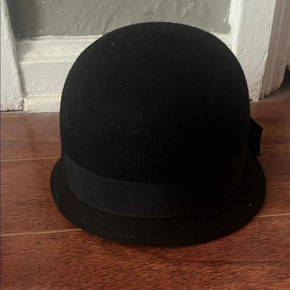 H&M Black Felt Hat with Bow